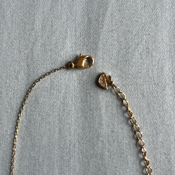 Swarovski solitaire pendent - Picture 3 of 4